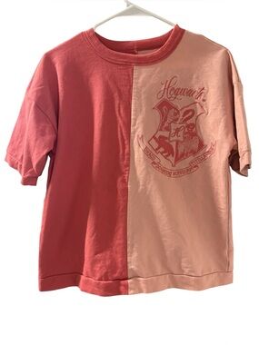 Wizarding World Harry Potter Two-Tone Pink Top w/ Embroidered Design Size M